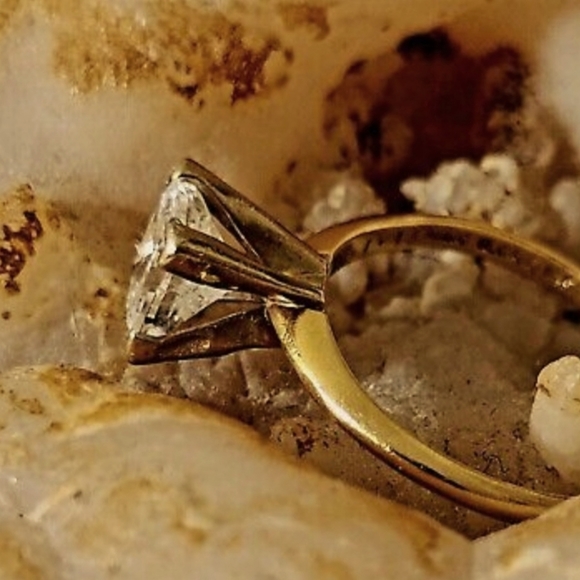 BELDEN JEWELERS vintage, elegant engagement ring set used, solid gold, Size 7. - Picture 4 of 10